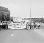 881086 Afbeelding van een demonstratie georganiseerd door de F.N.V. voor meer werk en sociale zekerheid op de ...